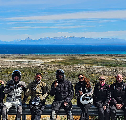 Tour Ushuaia, Patagônia e Carretera Austral ROXMOTORS