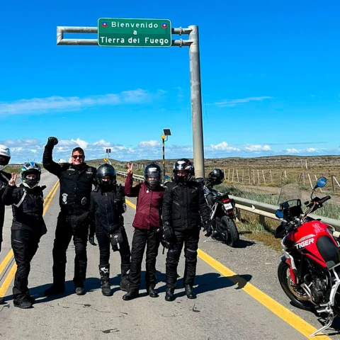 Tour Ushuaia e Patagônia ROXMOTORS