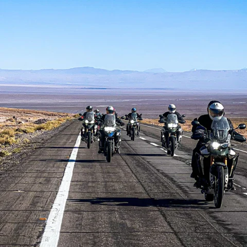 Tour Atacama e Salar de Uyuni ROXMOTORS