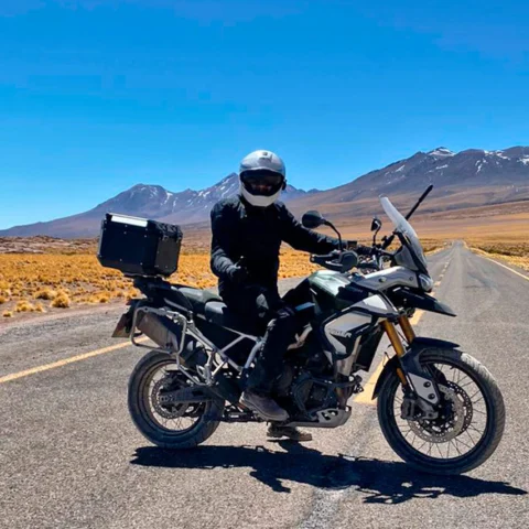 Tour Atacama e Salar de Uyuni ROXMOTORS