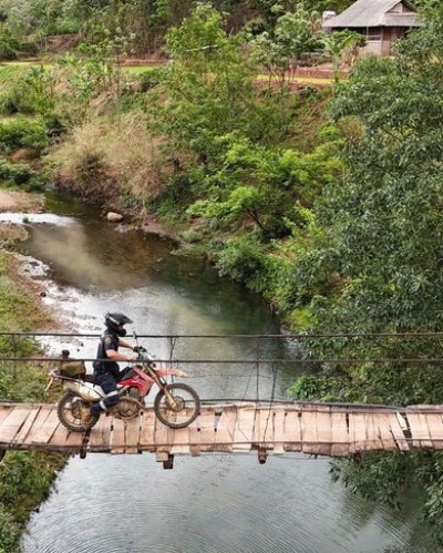 Tours exóticos de moto