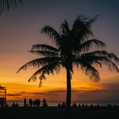 Praia de Bali ao pôr do sol
